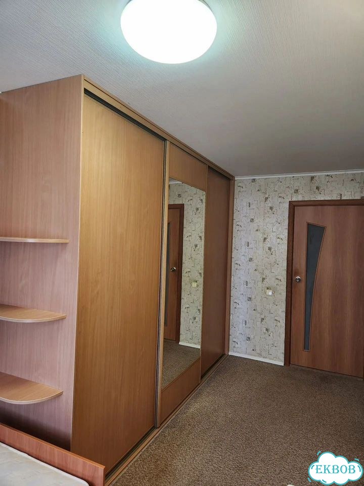 Комната 12 м² в 5-к., 8/9 эт. фото 3