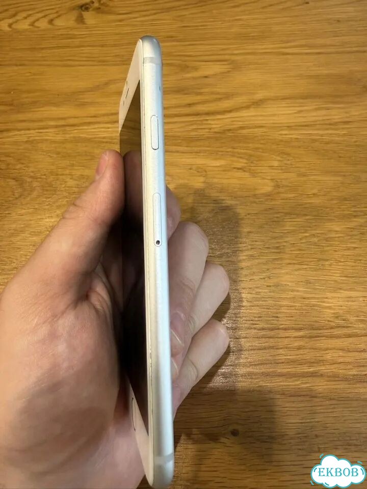 iPhone 8, 64 ГБ фото 6