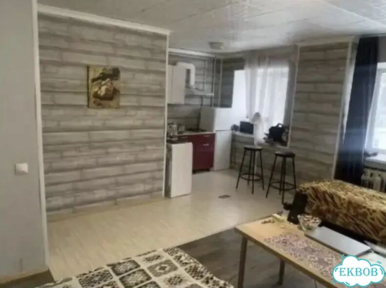 1-к. квартира, 28 м², 2/5 эт. фото 2