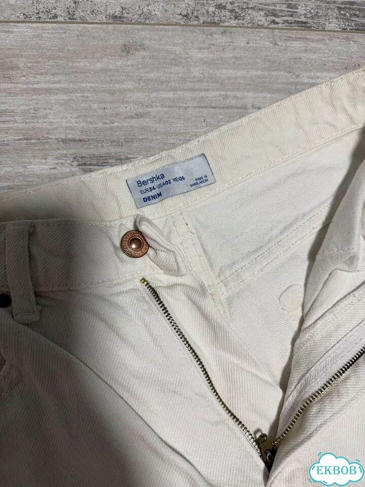Джинсы bershka женские фото 3