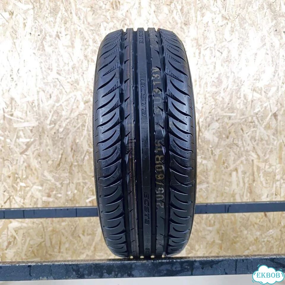 Kumho Ecsta SPT KU31 205/60 R16 99H фото 1
