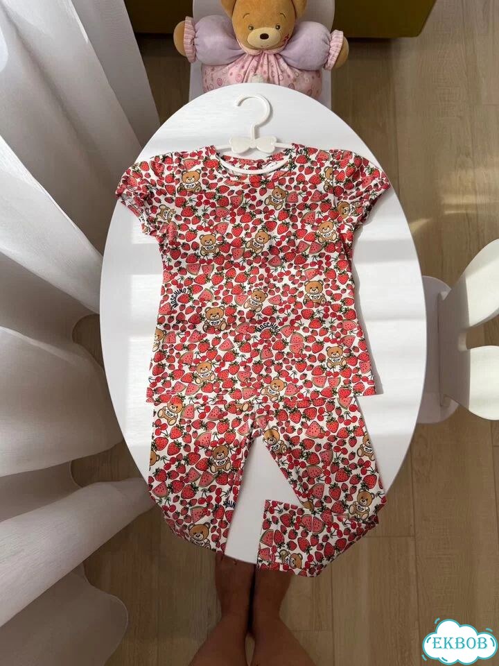 Moschino костюм девочки 92-98 фото 3