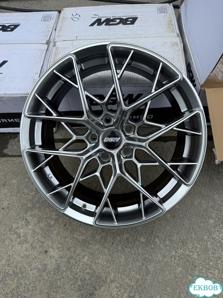 Литые диски BCW 8×R18 5×114.3 фото 1
