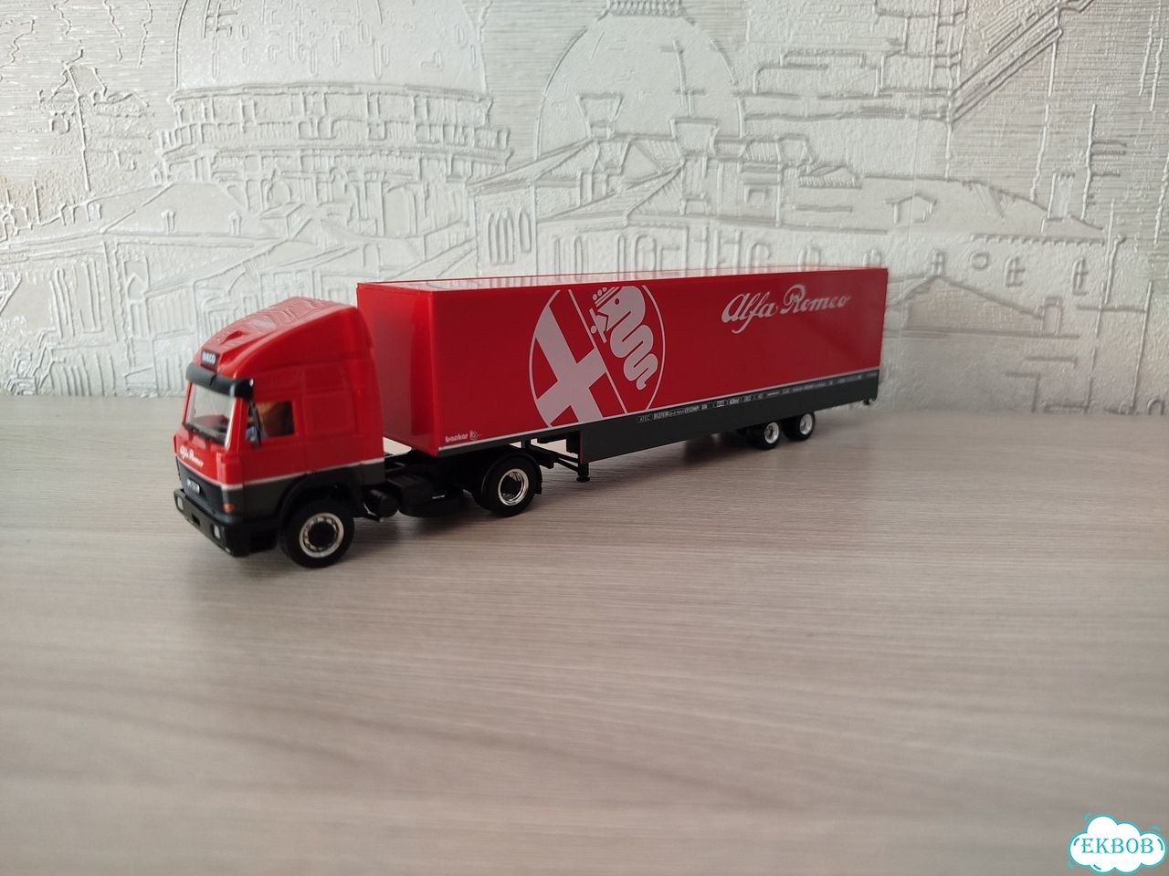 1:87 Herpa Iveco фото 1