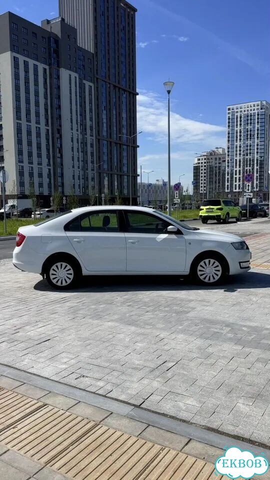 Skoda Rapid 1.6 AT, 2017, 159 486 км фото 2