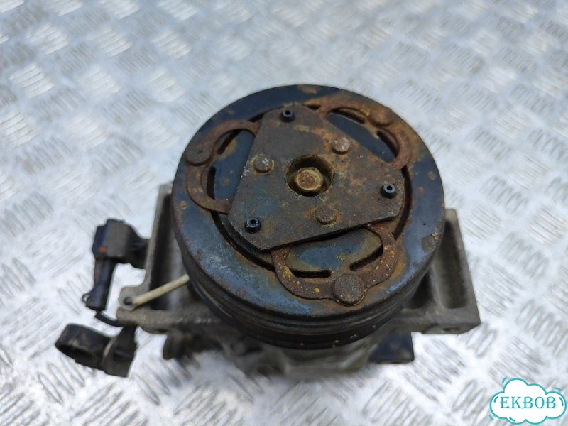 Компрессор кондиционера Subaru Forester SH 2.0 фото 7
