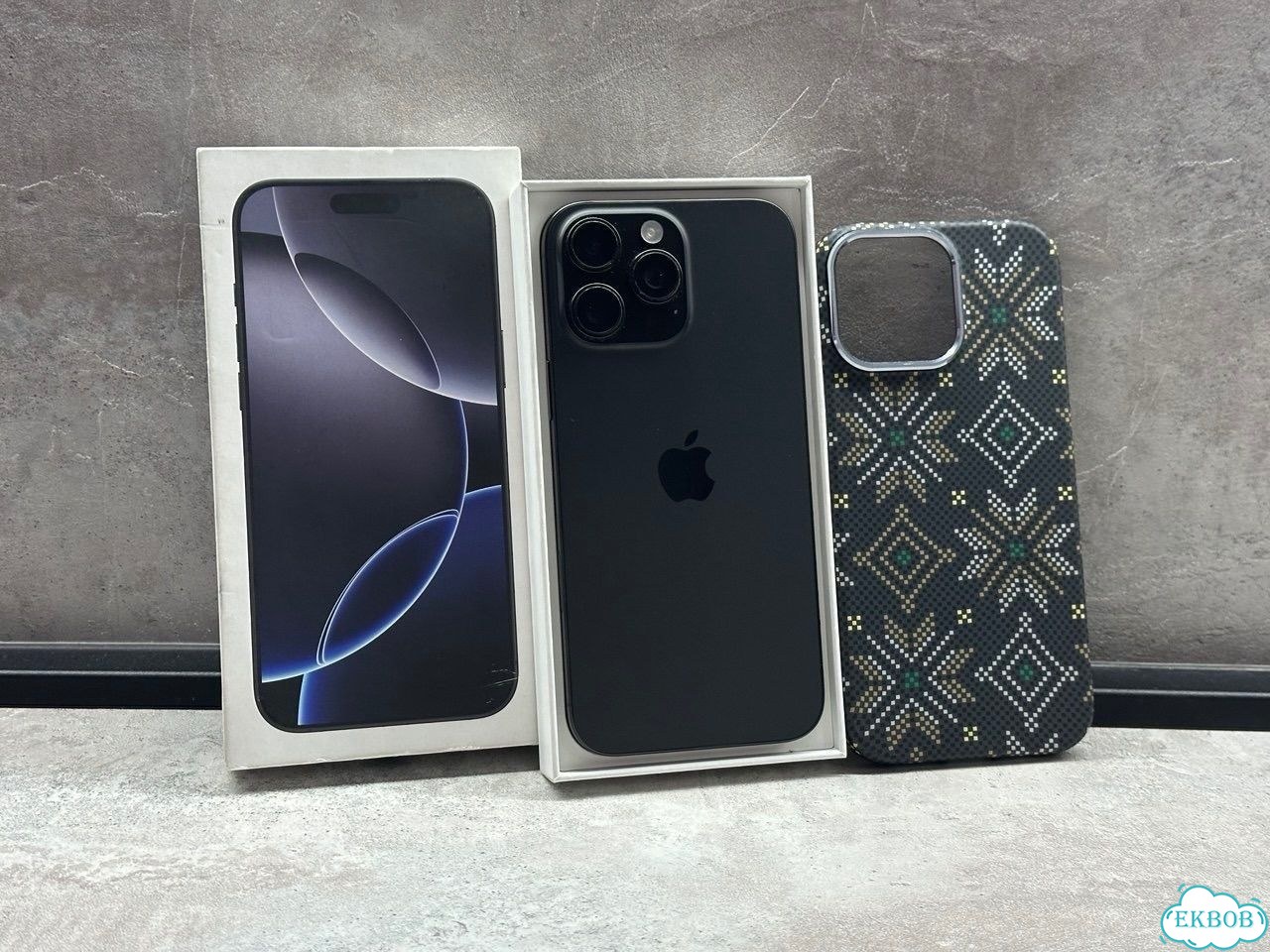 iPhone 16 Pro Max, 256 ГБ, SIM + eSIM фото 2