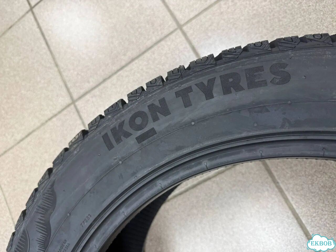 Ikon Tyres Autograph Snow 5 SUV 245/50 R20 105R фото 2