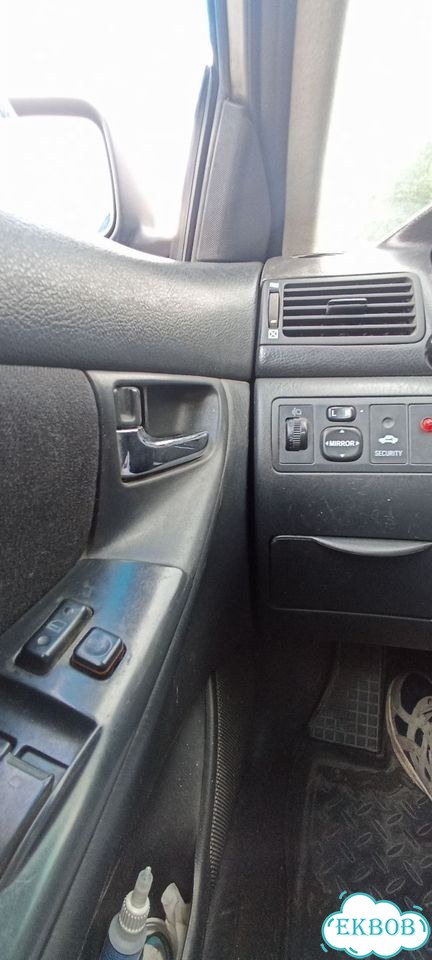 Toyota Corolla 1.6 MT, 2006, 298 500 км фото 11