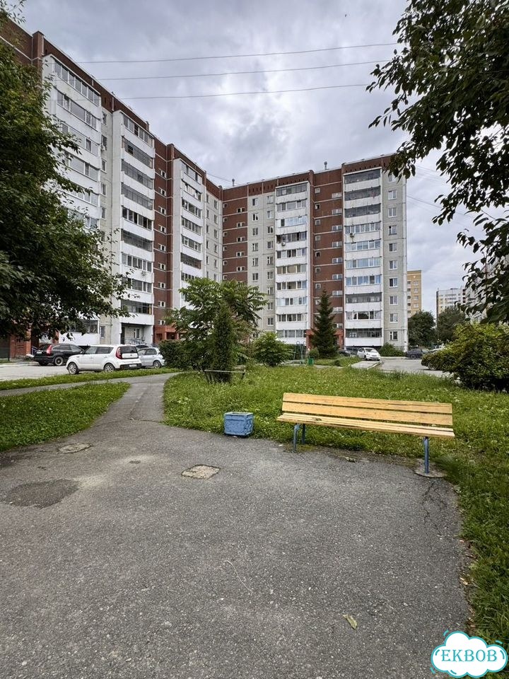 1-к. квартира, 35 м², 1/10 эт. фото 1