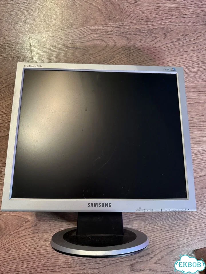 Монитор samsung и колонка фото 1