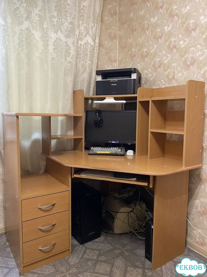 Компьютерный стол фото 1