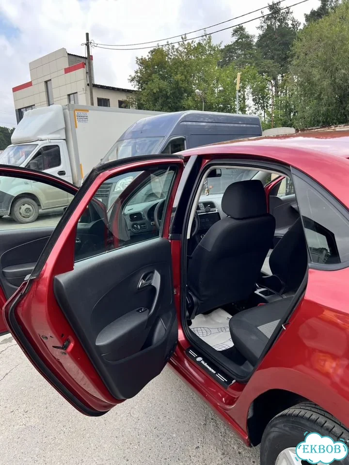 Volkswagen Polo 1.6 AT, 2012, 340 000 км фото 5