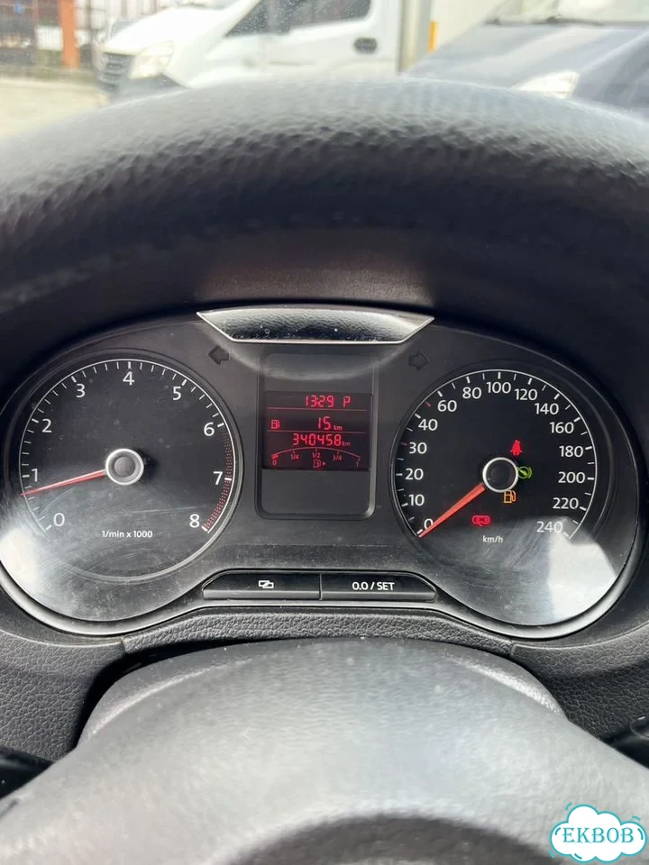 Volkswagen Polo 1.6 AT, 2012, 340 000 км фото 9