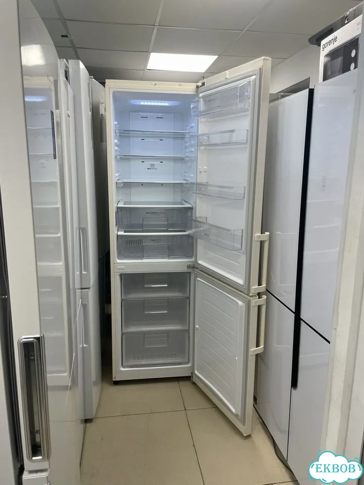 Холодильник LG no frost фото 2