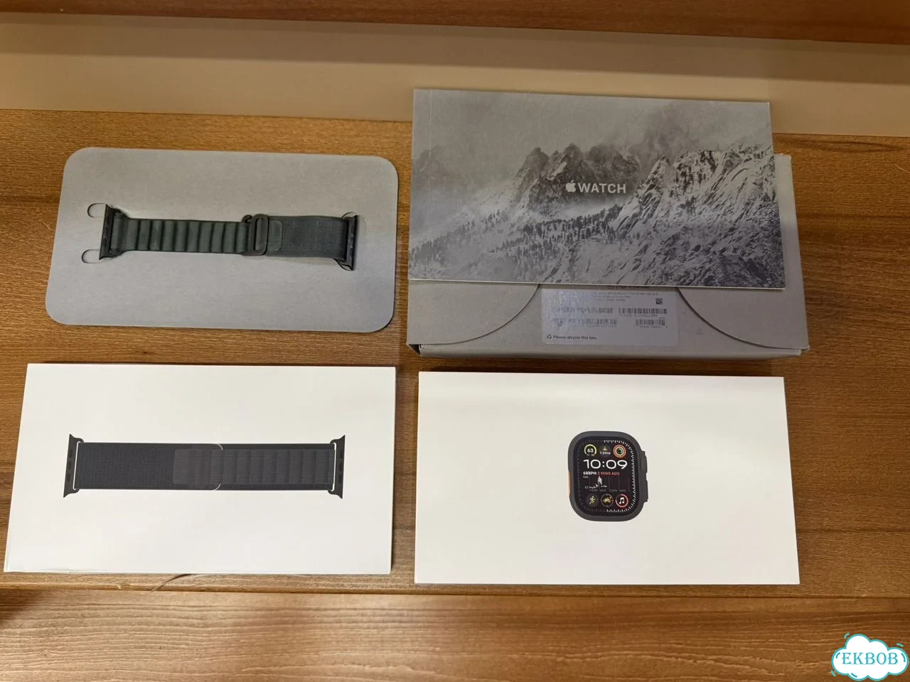Apple Watch Ultra 2 black titanium 49 mm фото 2