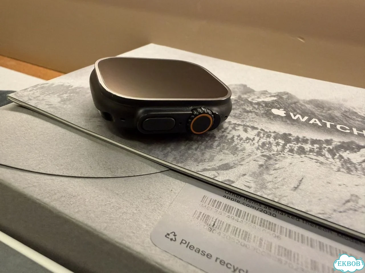 Apple Watch Ultra 2 black titanium 49 mm фото 4