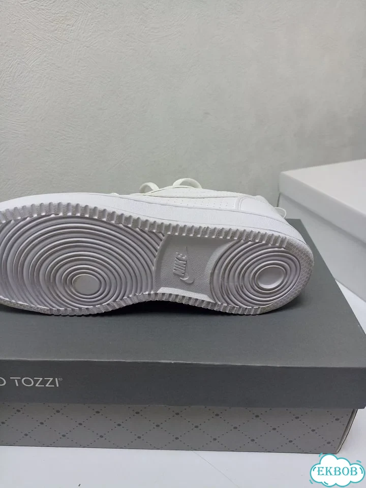Кроссовки nike женские фото 1