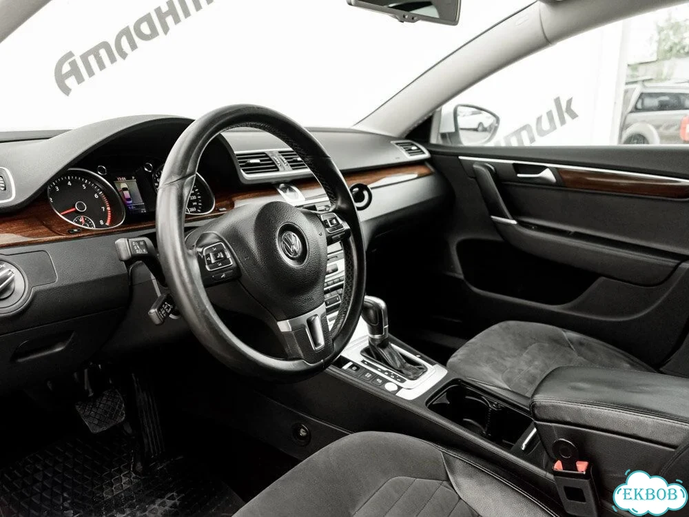 Volkswagen Passat 1.8 AMT, 2011, 20 573 км фото 10