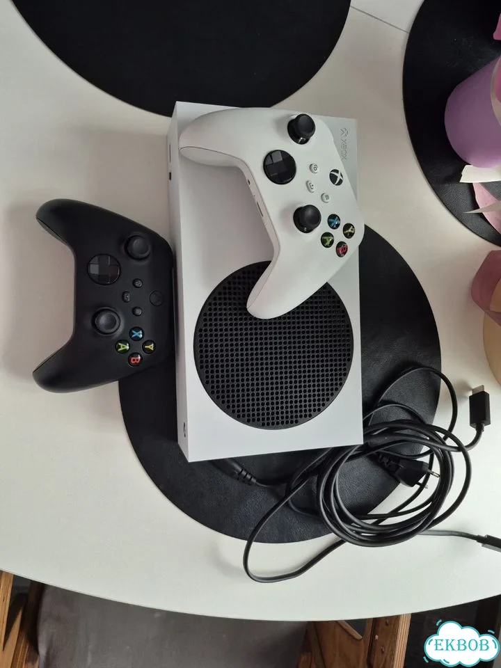 Xbox series s фото 1