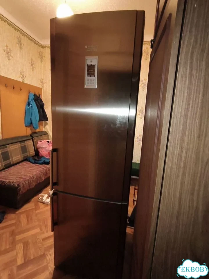 Холодильник бу фото 1