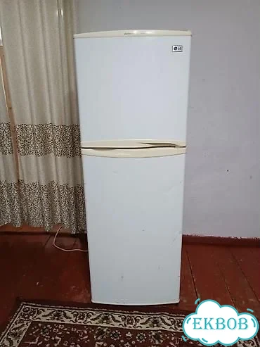 Холодильник бу фото 1