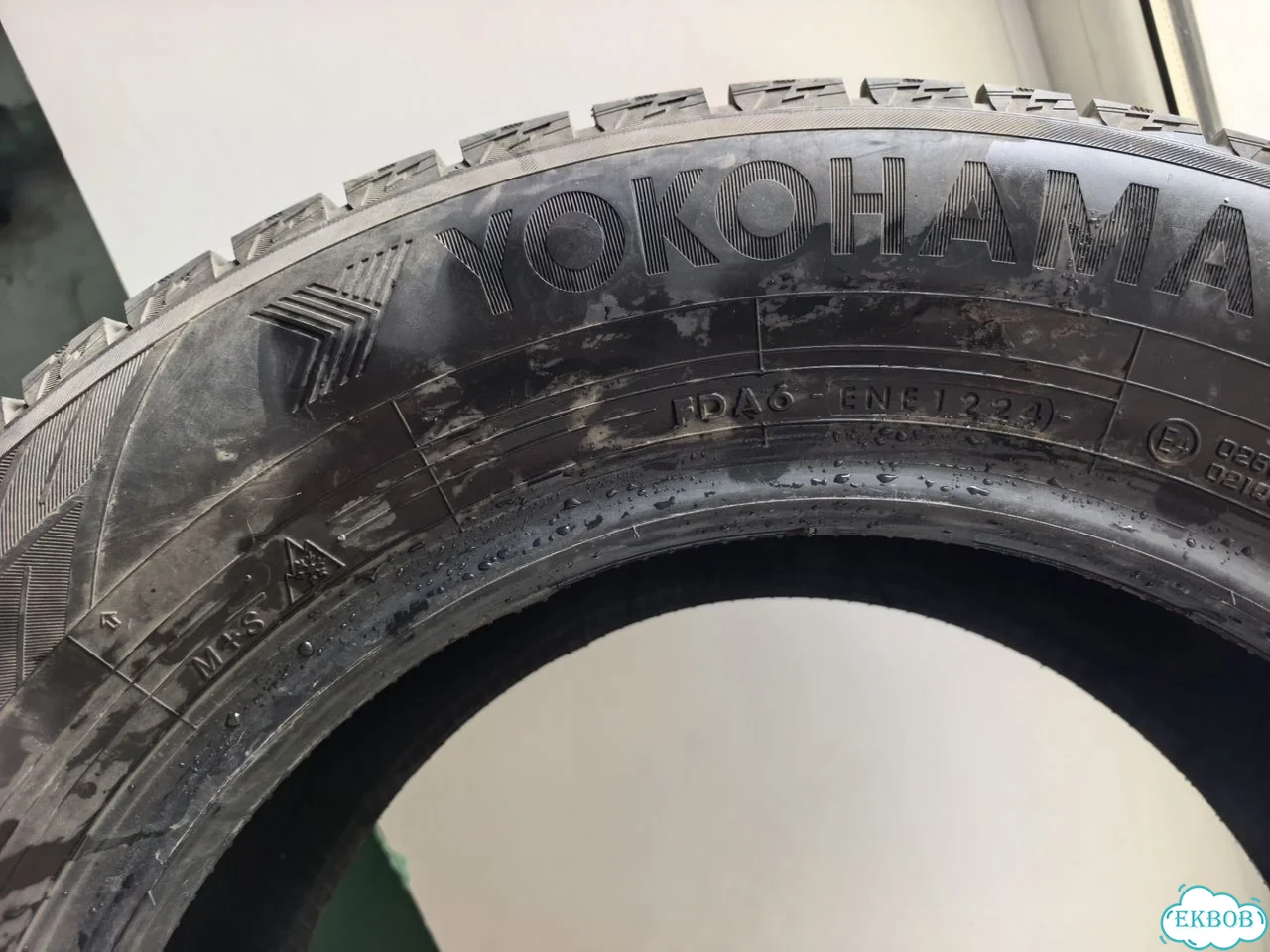 Yokohama Ice Guard IG60 225/60 R16 98Q фото 3