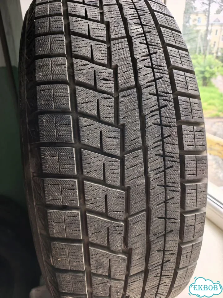 Yokohama Ice Guard IG60 225/60 R16 98Q фото 8