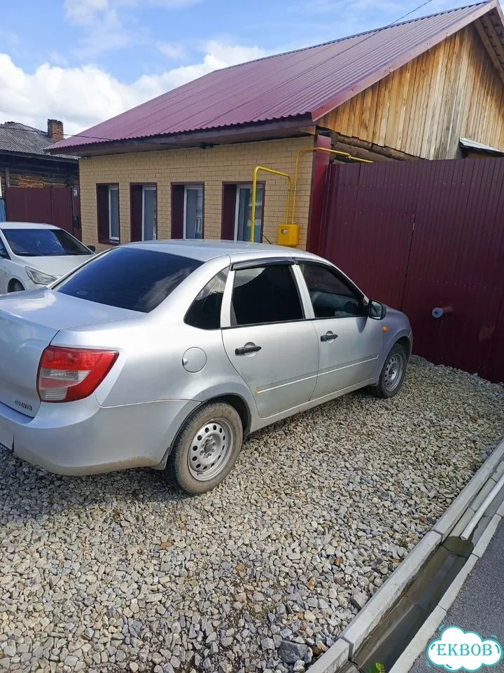 ВАЗ (LADA) Granta 1.6 MT, 2012, 237 000 км фото 2