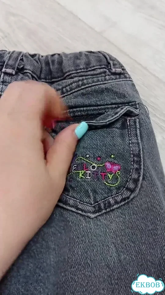 Джинсы hello kitty фото 1