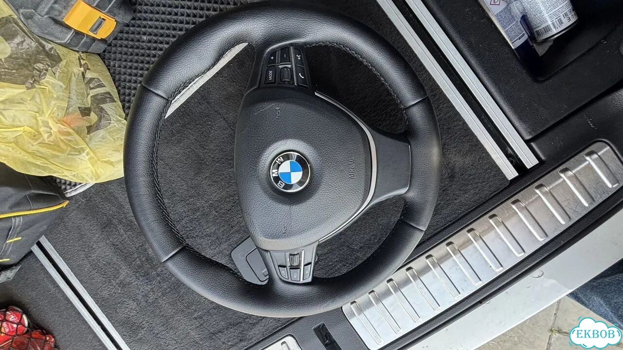 Руль на BMW F10 фото 1