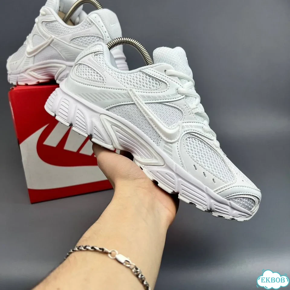 Nike V5 Runner White фото 1