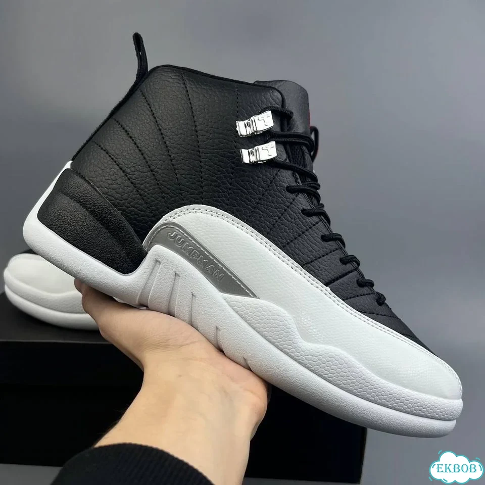 Nike Jordan 12 Black White фото 1