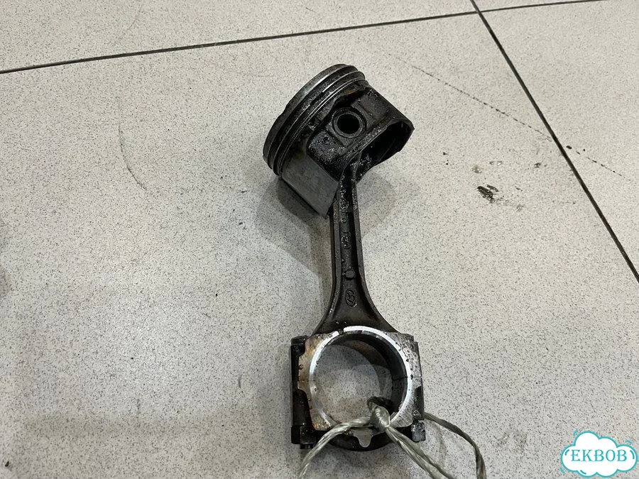 Поршень с шатуном Hyundai Sonata 4 EF 2001-2012 фото 1