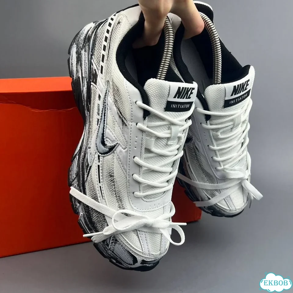 Nike Initiator Black White фото 3