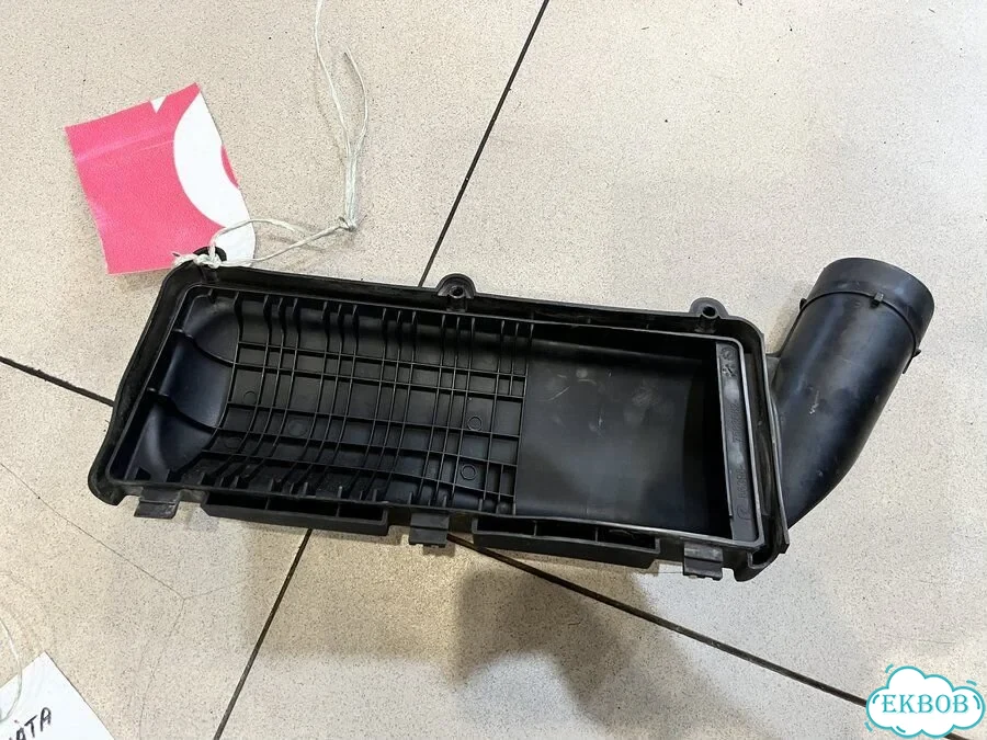 Корпус воздушного фильтра верхняя часть Citroen C фото 3