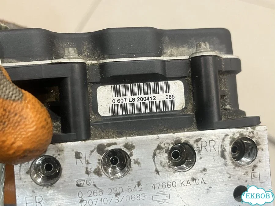 Блок ABS Nissan Teana J32 2008-2014 фото 6