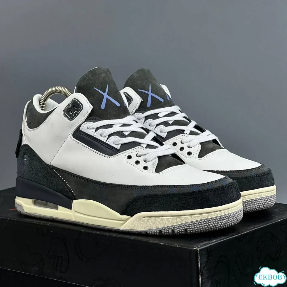 Nike Air Jordan 3 Kaws Black White фото 5