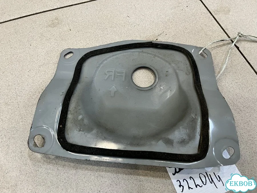 Крышка топливного насоса Nissan Teana J32 2008-20 фото 2
