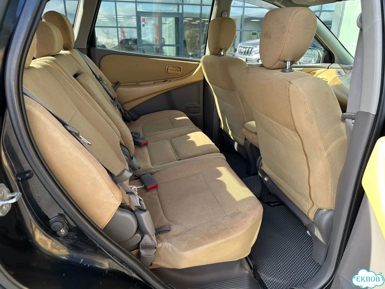 Nissan Tino 1.8 AT, 2000, 380 000 км фото 8