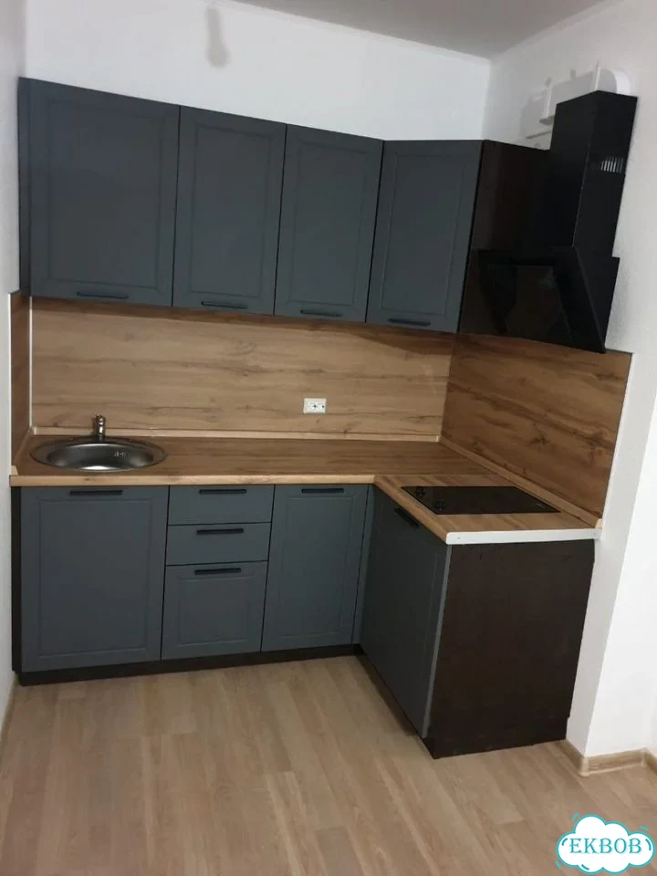 Кухонный гарнитур модульный с матовыми фасадами мдф фото 2