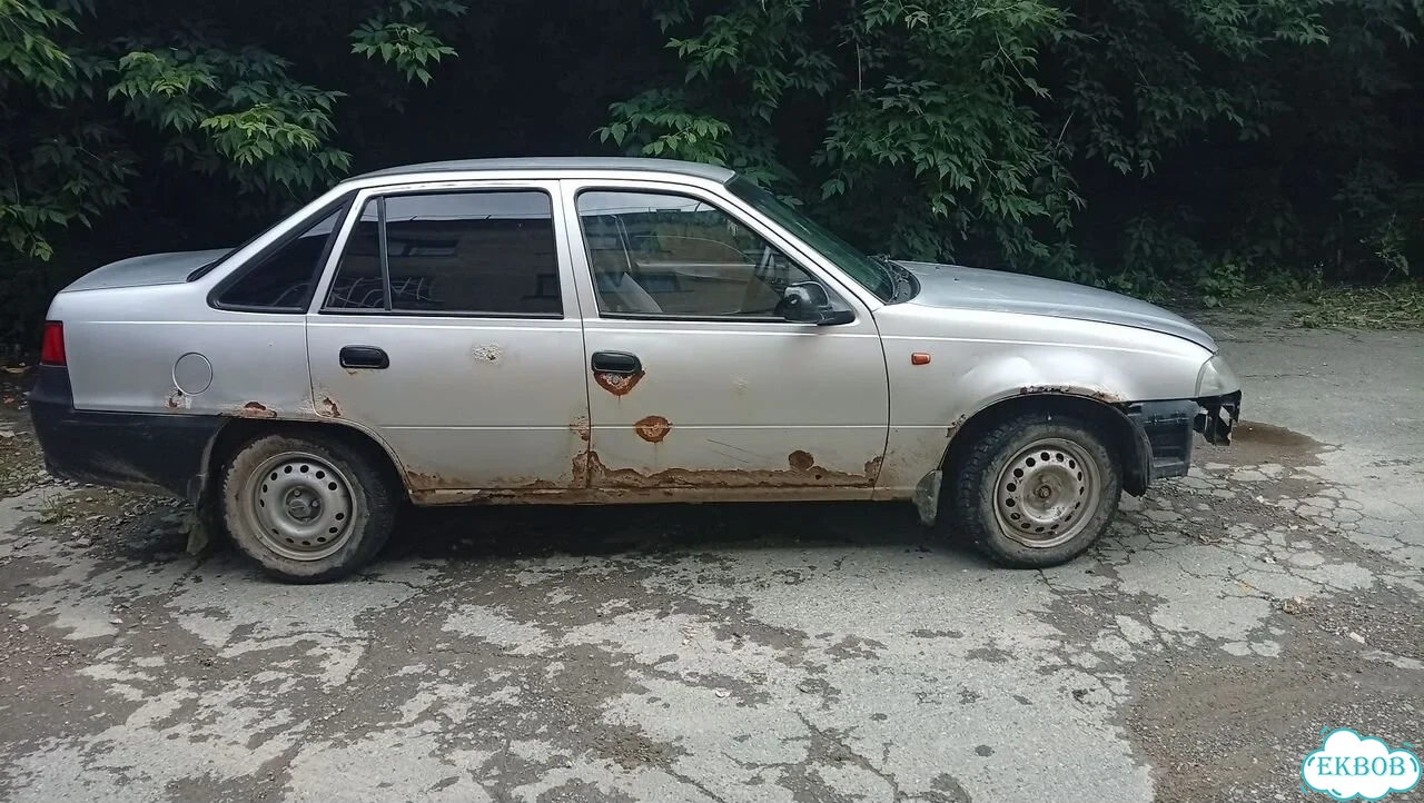 Daewoo Nexia 1.5 MT, 2010, битый, 250 000 км фото 3
