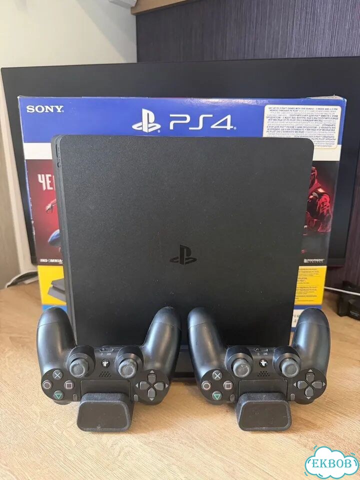 Sony playstation 4 slim 1tb 2 джойстика фото 1