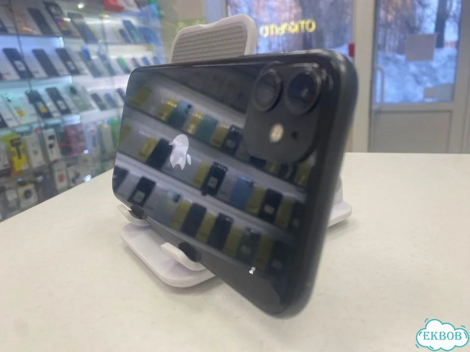 iPhone 11, 64 ГБ фото 5