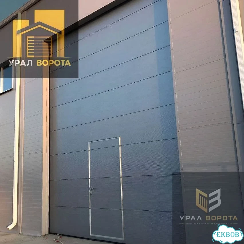 Cекционные автоматические ворота промышленные фото 9