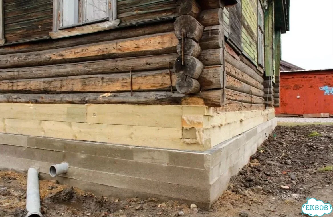 Замена венцов Подъём деревянного дома фото 9