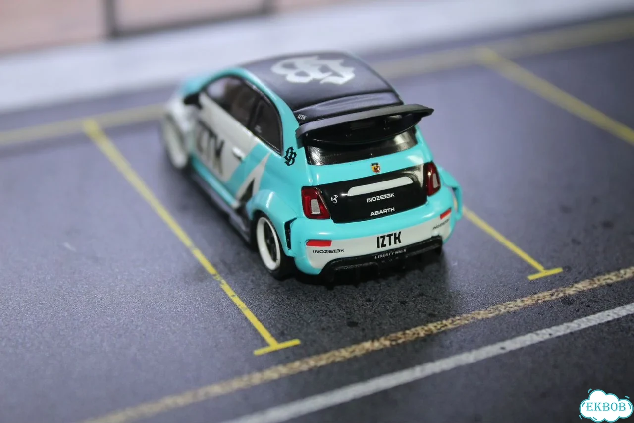 1:64 модель mini GT Новая фото 4