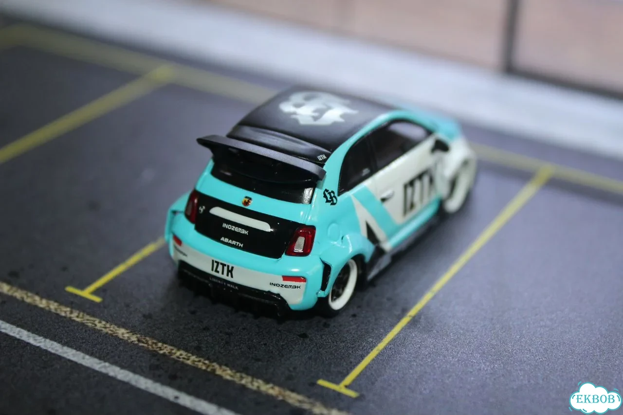 1:64 модель mini GT Новая фото 5