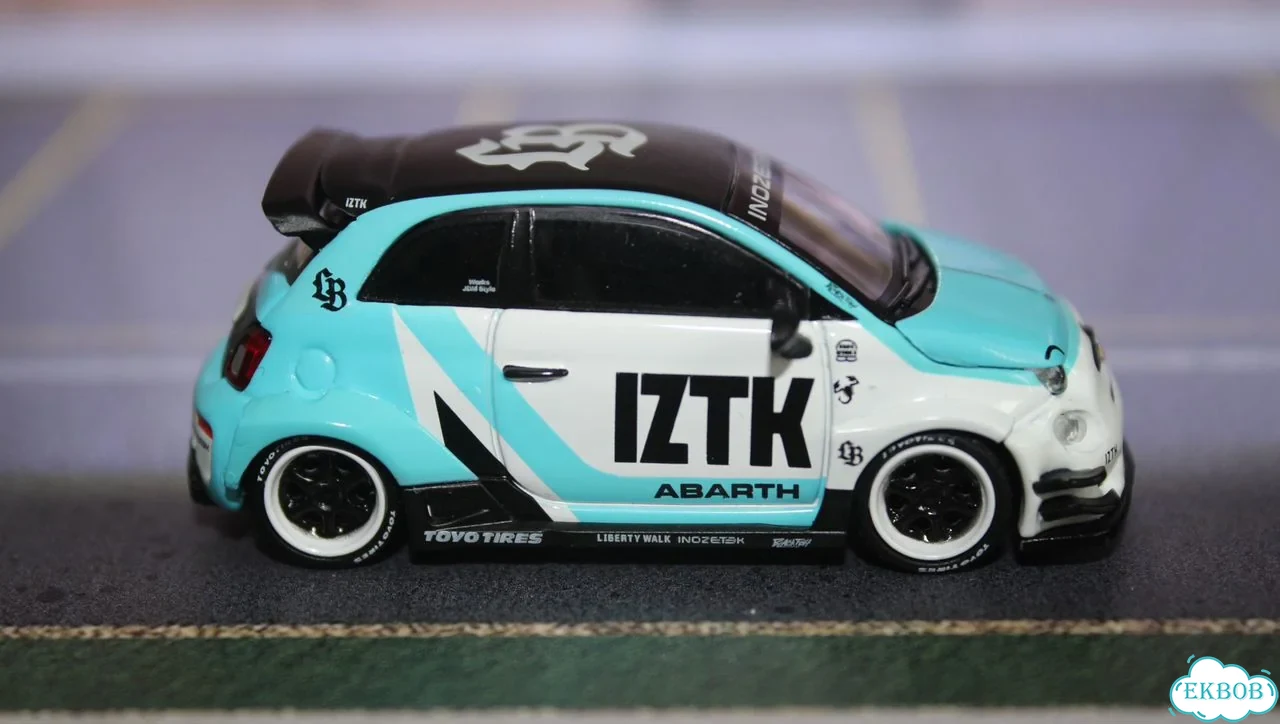 1:64 модель mini GT Новая фото 8