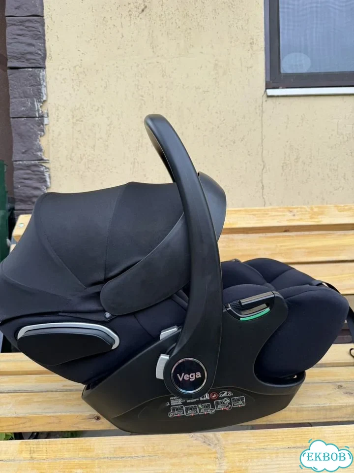 Автолюлька carrello Vega с адаптерами фото 3